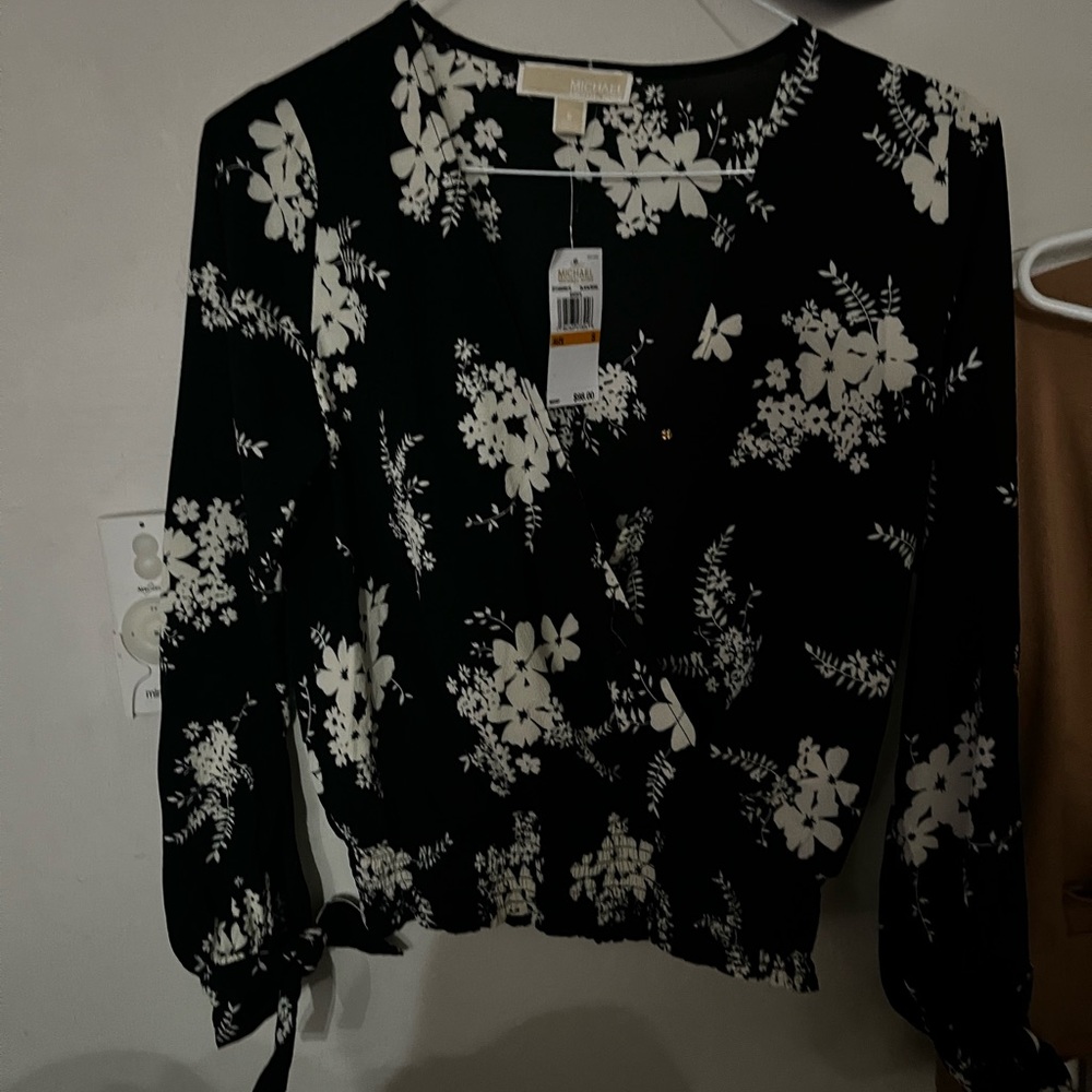 Michaels Kors long sleeve shirt